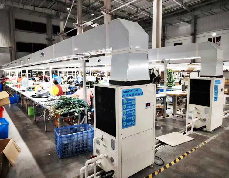 制衣廠制冷降溫，安裝星科蒸發(fā)冷省電空調(diào)-立式管道機(jī)