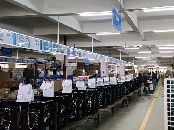 星科實(shí)業(yè)-省電空調(diào)裝配車間