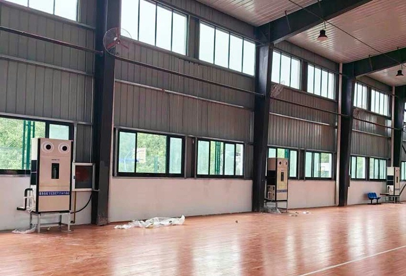 室內(nèi)籃球館制冷降溫，安裝蒸發(fā)式制冷空調(diào)（蒸發(fā)冷省電空調(diào)）-立式射流